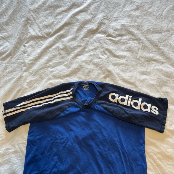 Boy’s adidas t-shirt size XL - Picture 4 of 4
